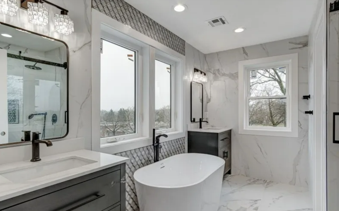 55 Hillside Ave Livingston NJ bathroom photo 9